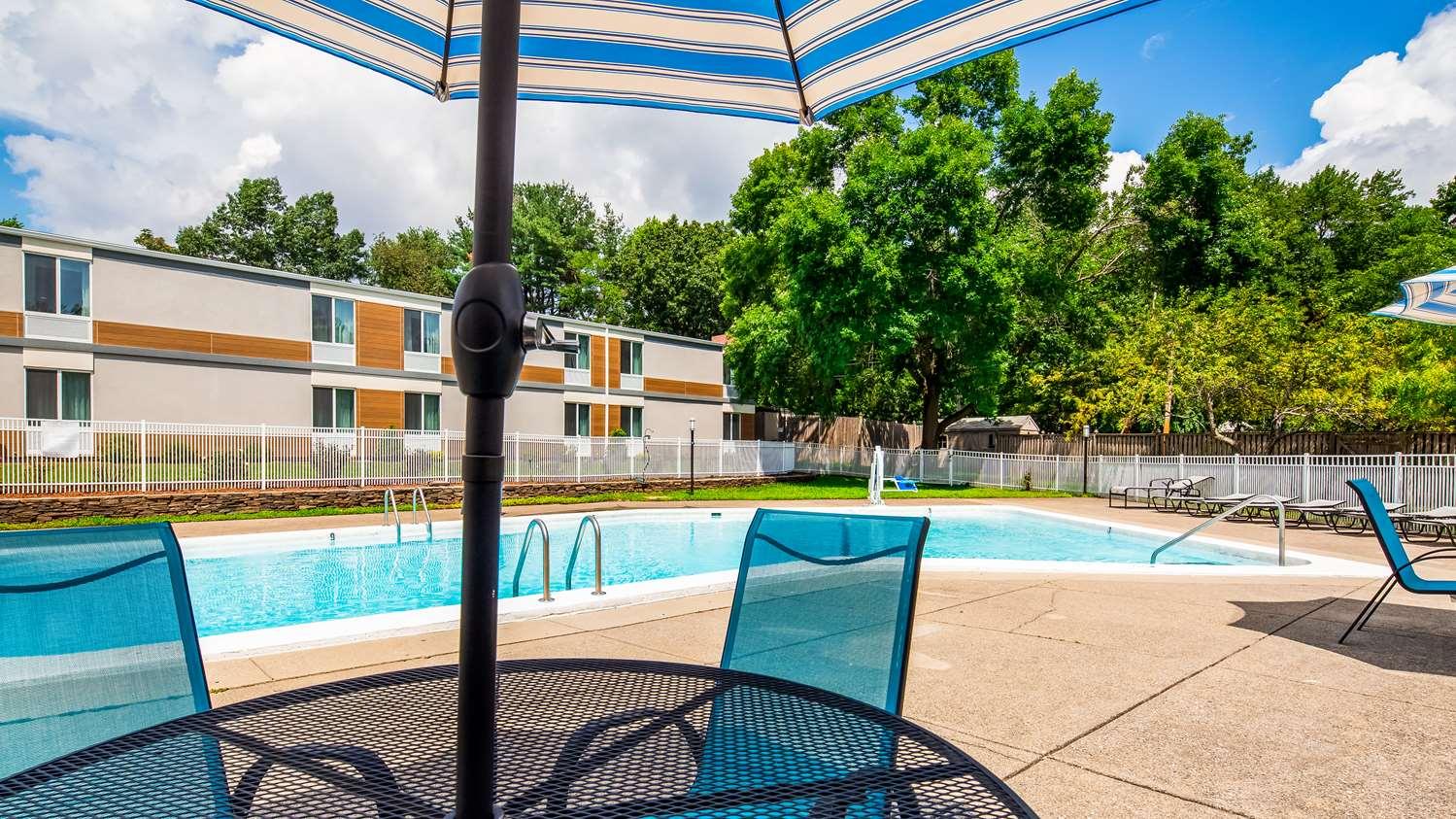 Best Western Plus Chelmsford Inn Exterior foto